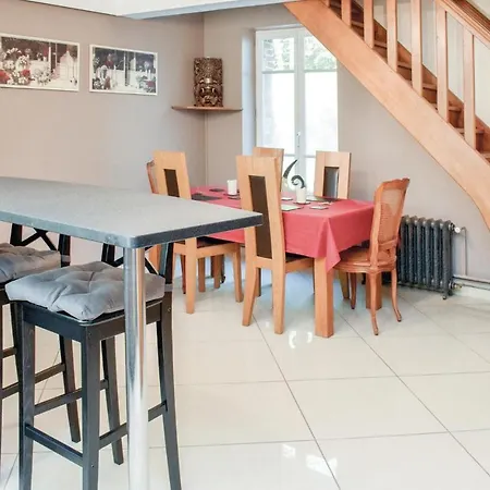 Nice In Sur Andelle W/ Wifi And 3 Bedrooms Tatil Evi *