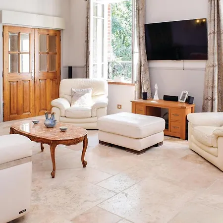 Nice In Sur Andelle W/ Wifi And 3 Bedrooms Tatil Evi